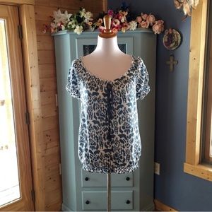 Great Northwest Clothing Company Beautiful Blouse